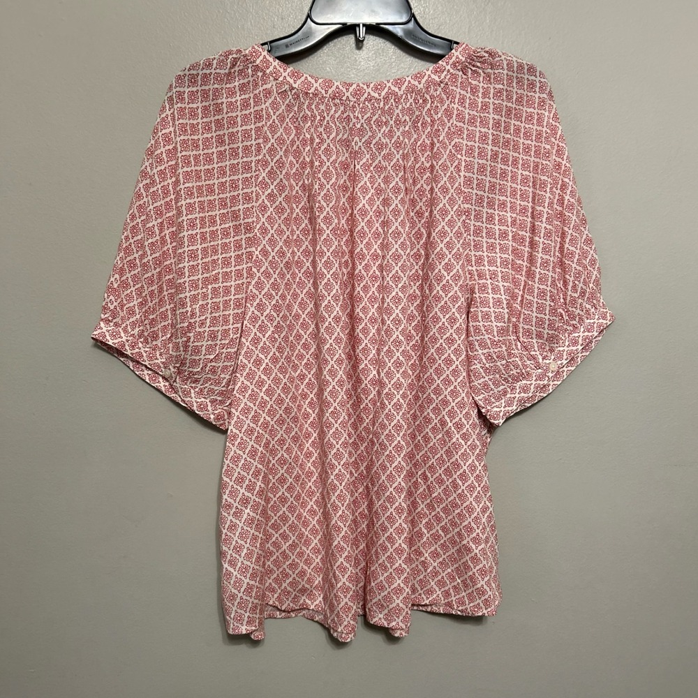 Old Navy Women's Blouse XL Red White NEW Short Sleeve Button Up Geometric Boho - Picture 2 of 9